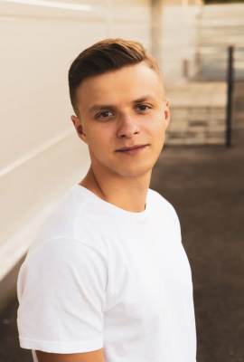 Петр Резников Петр Резников