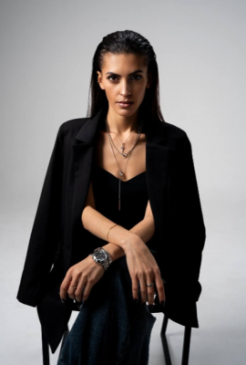 Анна Микова